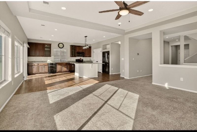 17778 E 44th Ave - Photo 3 of 20