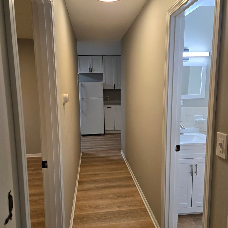 1230 7th St W #4 - Photo 2 of 16