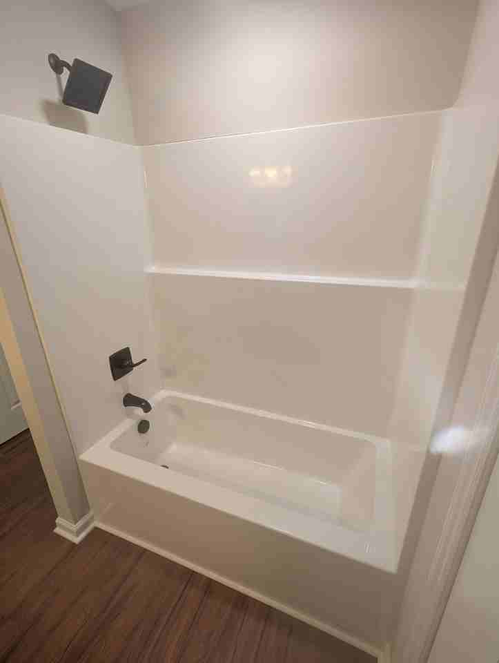 210 E Maine Ave - Photo 2 of 10