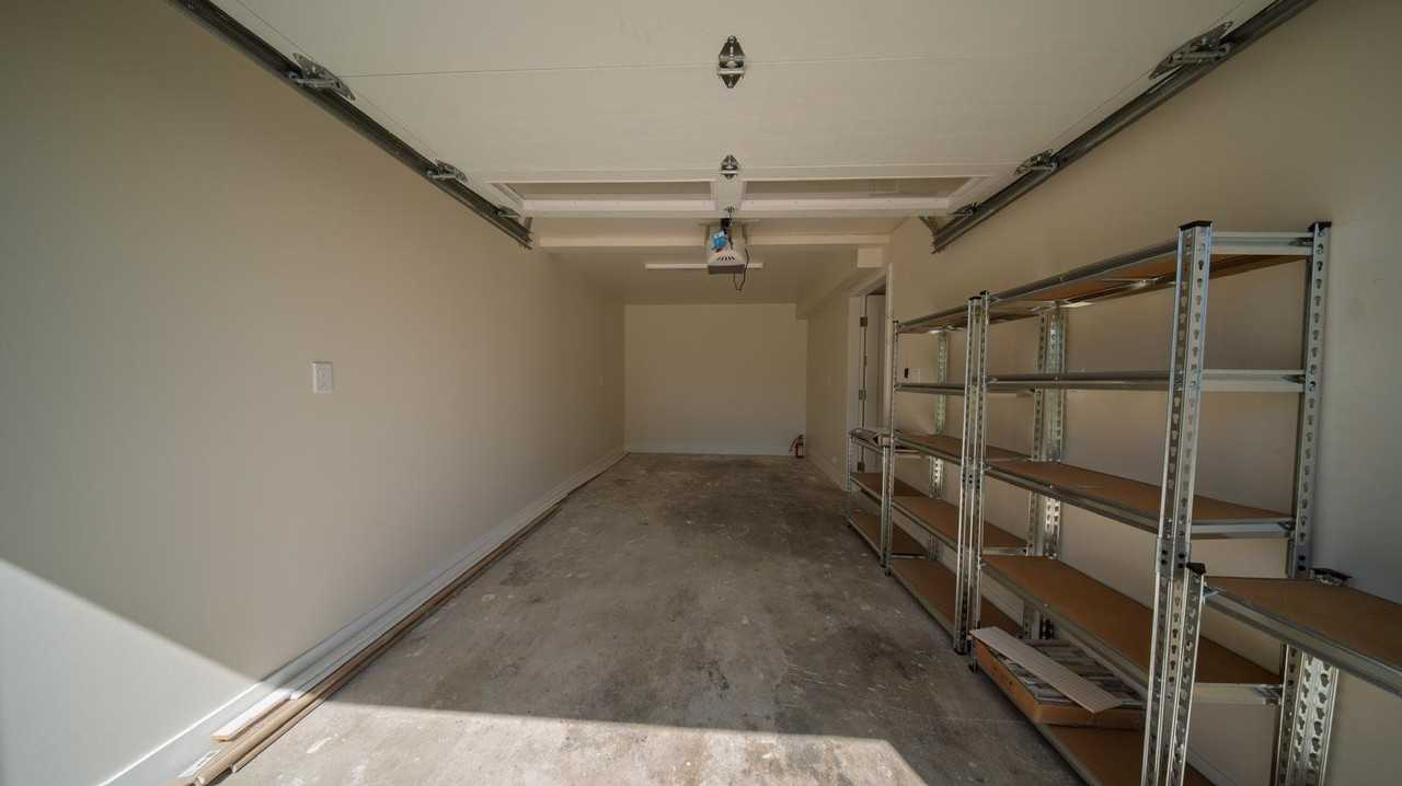 1541 W 65th St - Photo 2 of 22