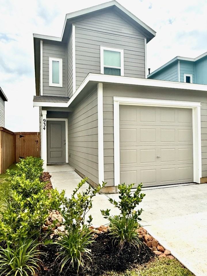 934 Pertuso Ln - Photo 7 of 7