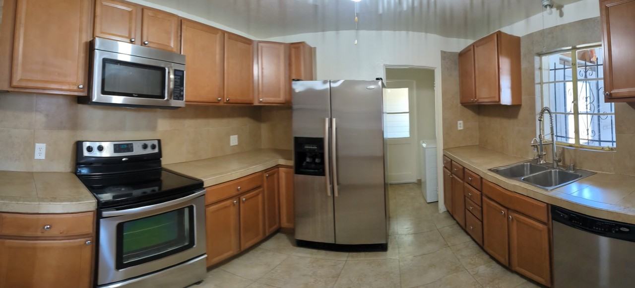4331 N 20th St - Photo 6 of 11