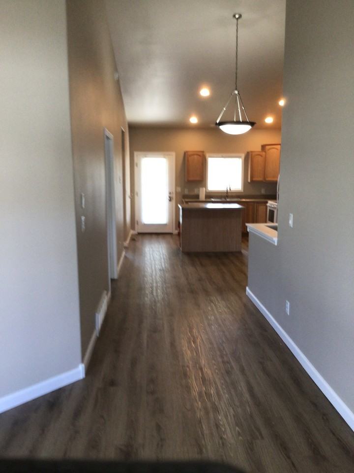 3134 New Hope Dr - Photo 4 of 15