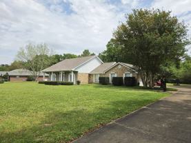 1140 Allison Dr - Photo 1 of 1