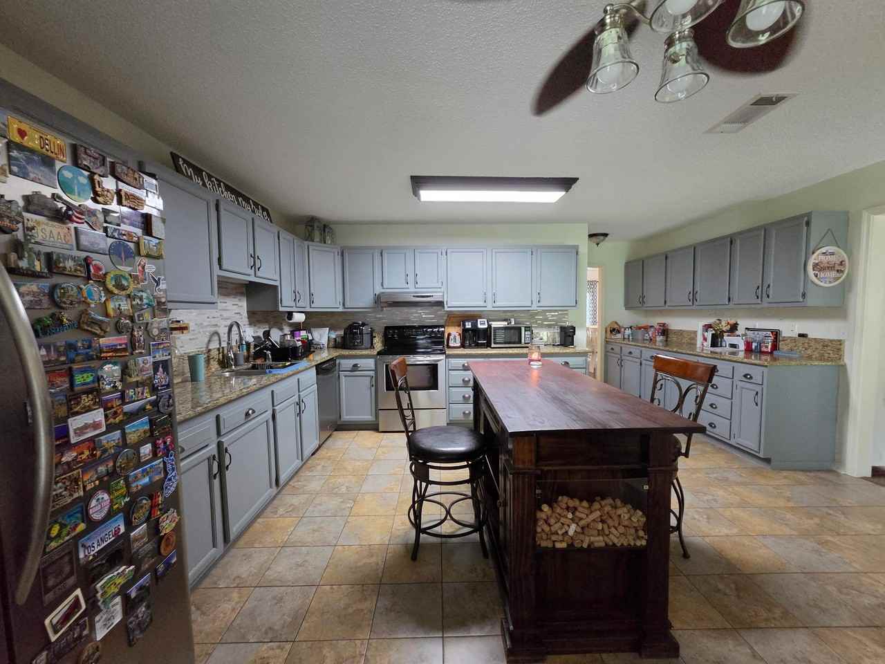 1140 Allison Dr - Photo 7 of 18