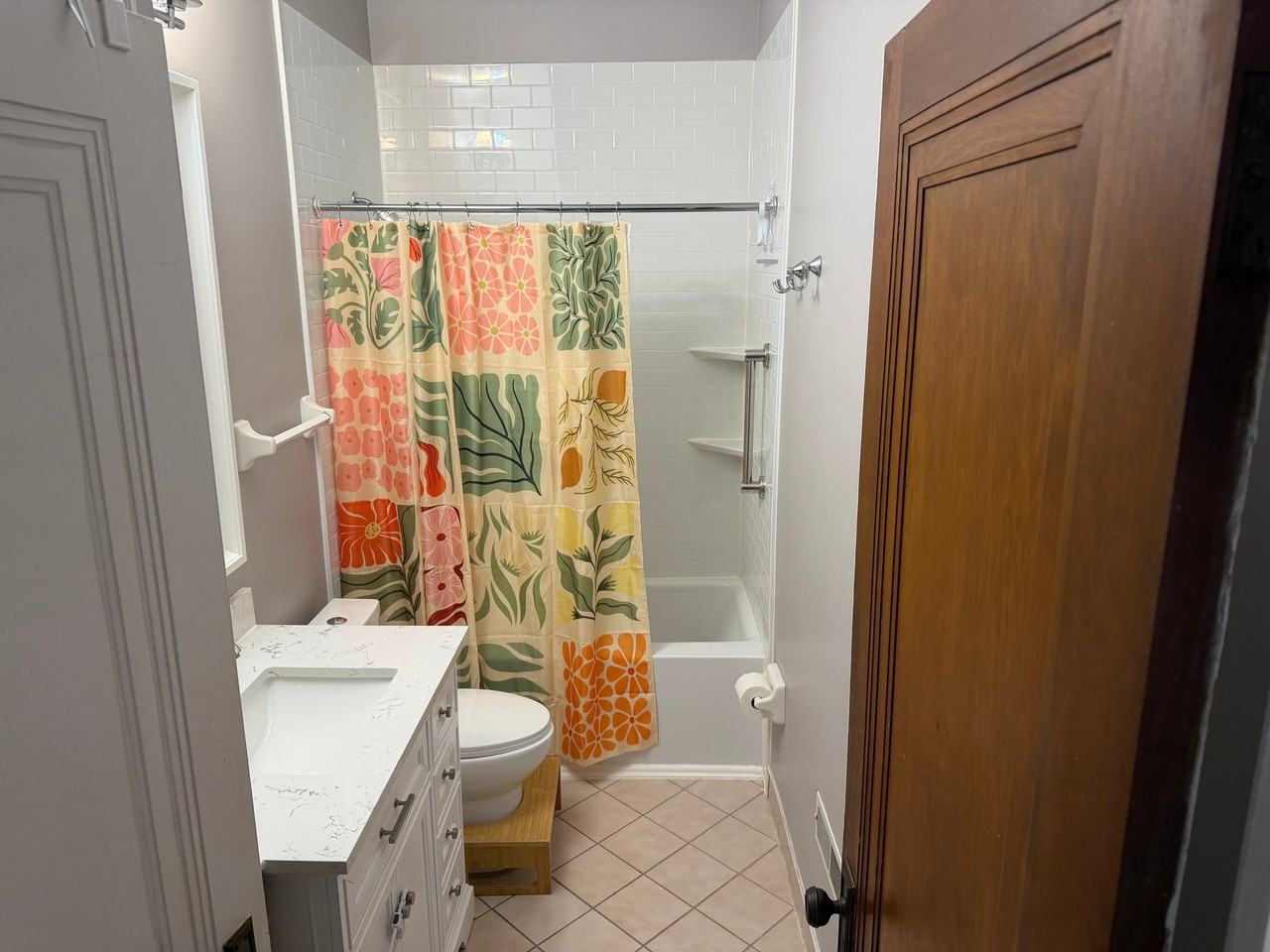 2472 Fairview Ave #2 - Photo 3 of 15