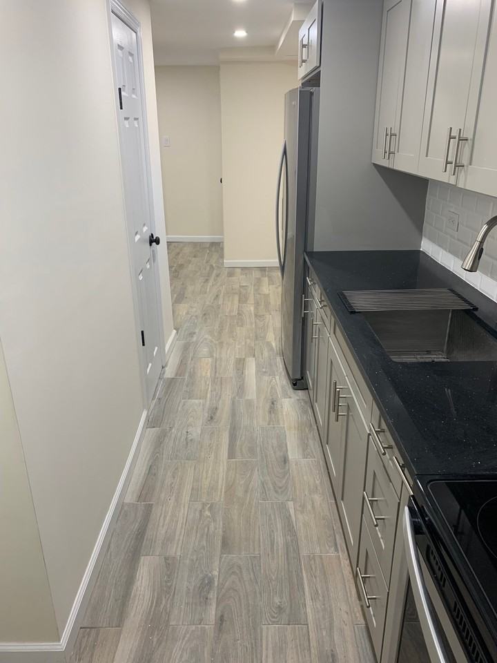 618 Valley Ave - Photo 2 of 10