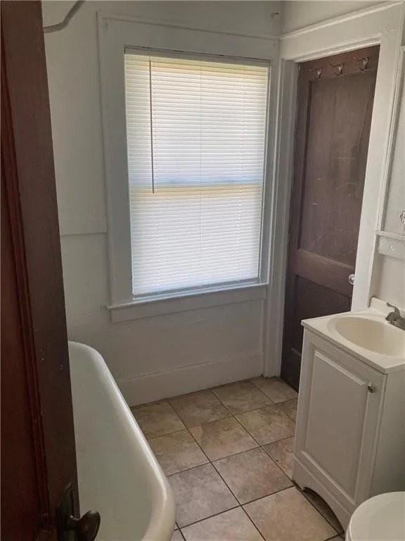 186 Spruce Ave - Photo 5 of 6