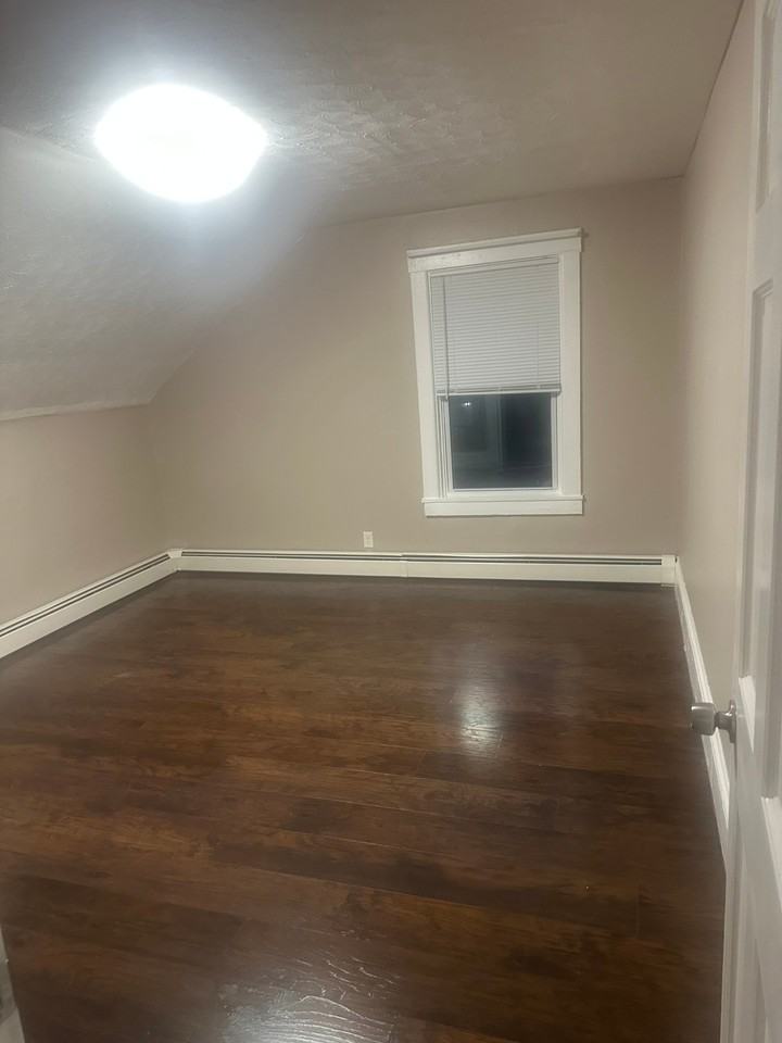 13 Washington St #3 - Photo 5 of 13