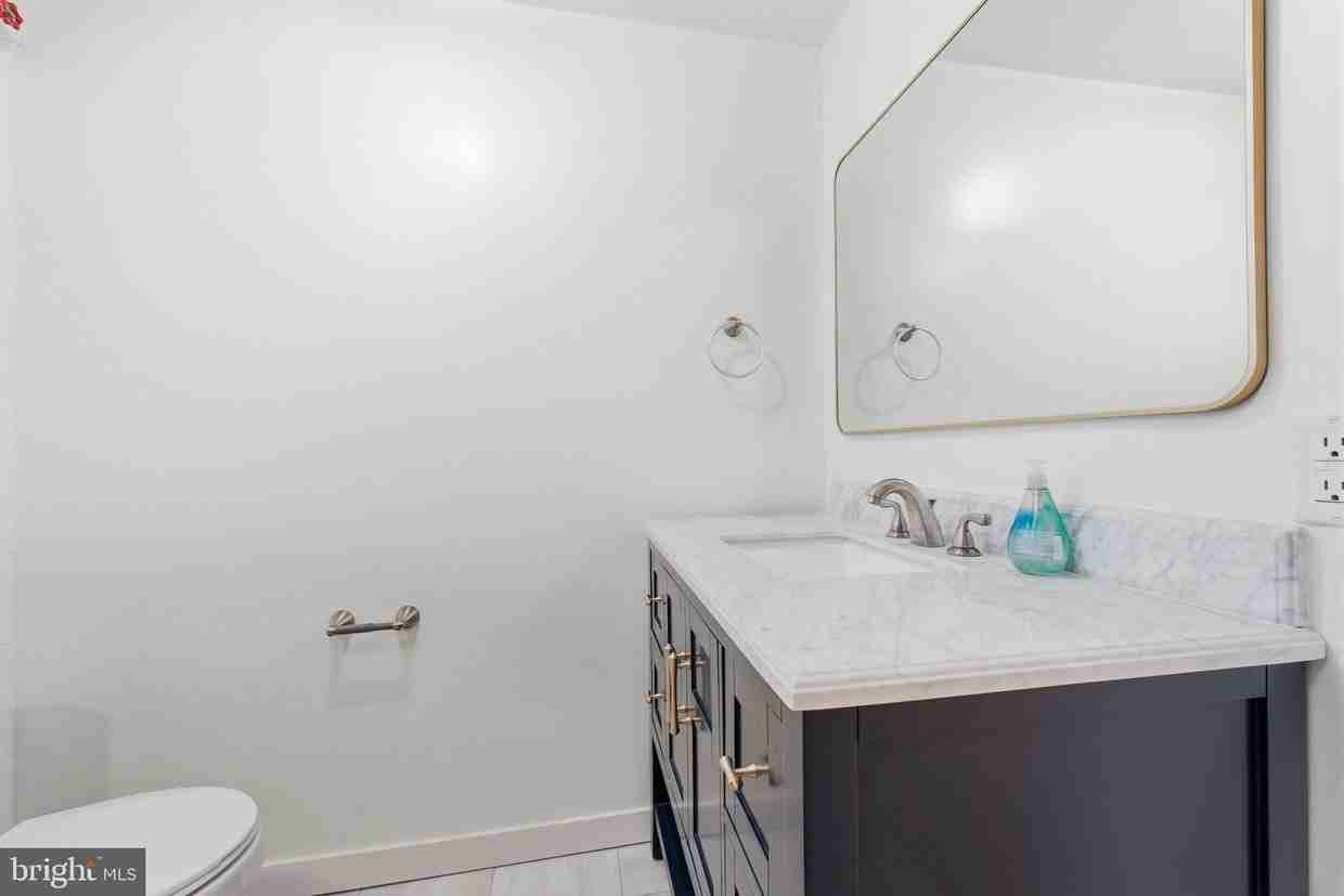 000 Chestnut St Ne - Photo 7 of 12