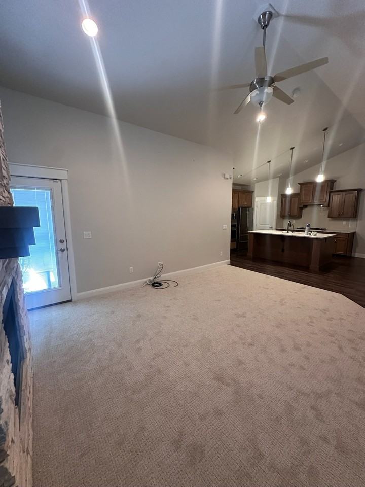 1471 E Summerheights Dr - Photo 6 of 13