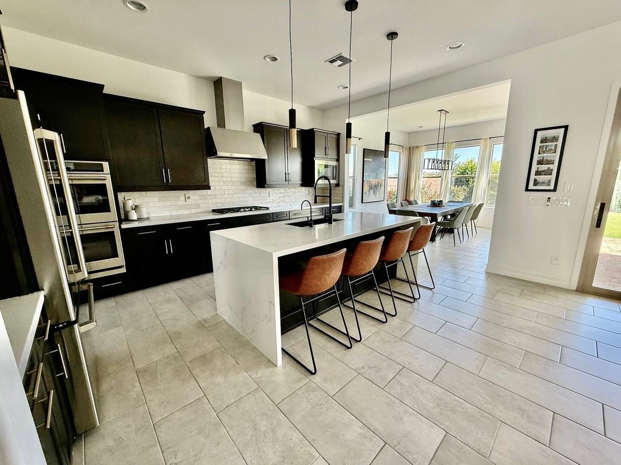 10649 E Thatcher Ave - Photo 3 of 20