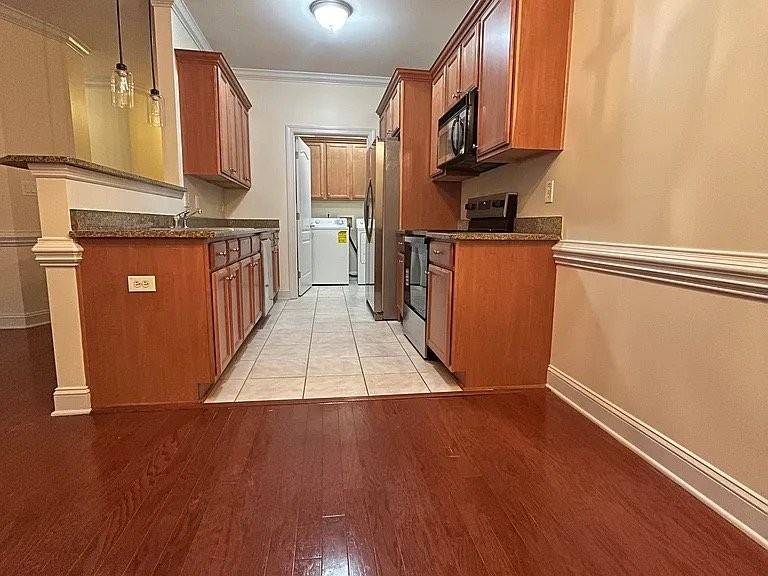 212 Fountainhead Ln #103 - Photo 4 of 10