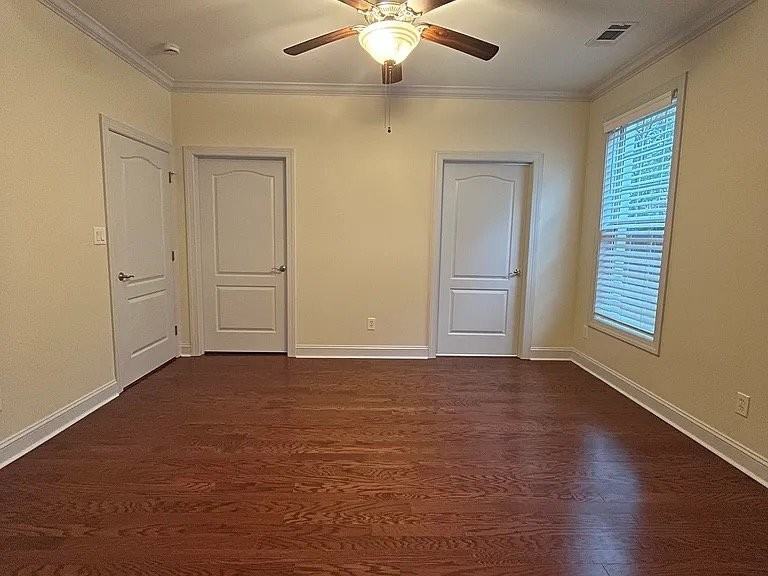 212 Fountainhead Ln #103 - Photo 5 of 10