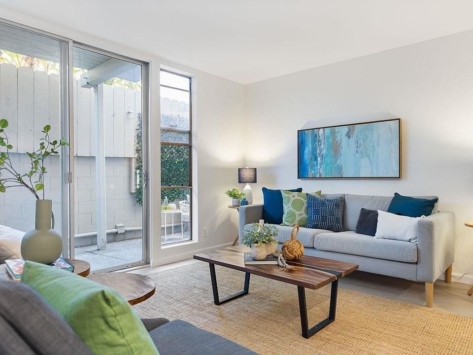 811 York St #23 - Photo 5 of 18