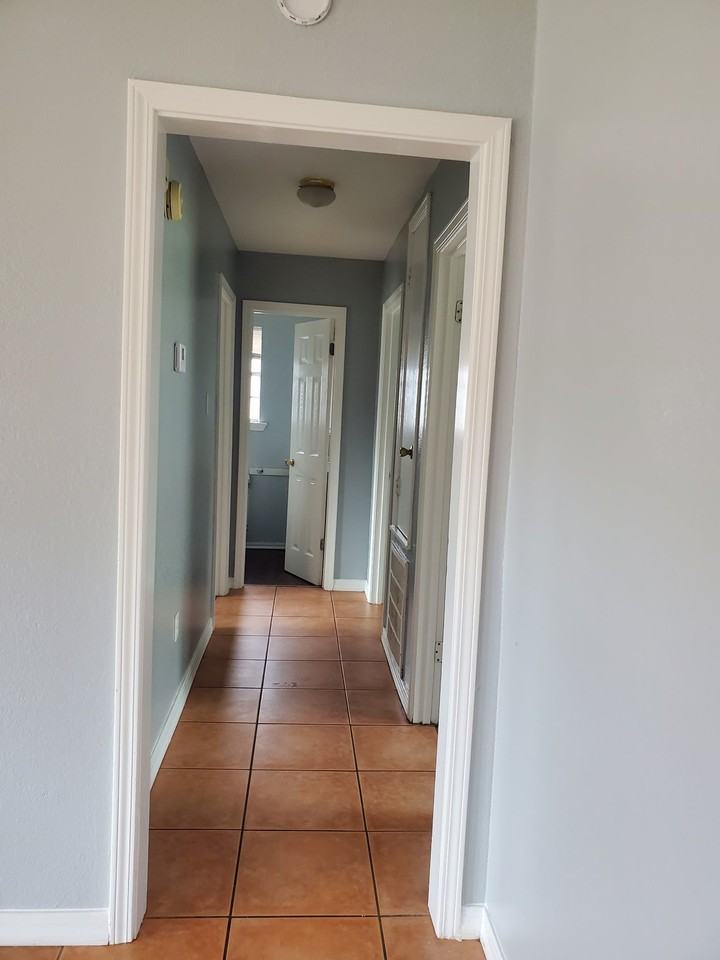 1595 Louisiana Ave - Photo 6 of 15