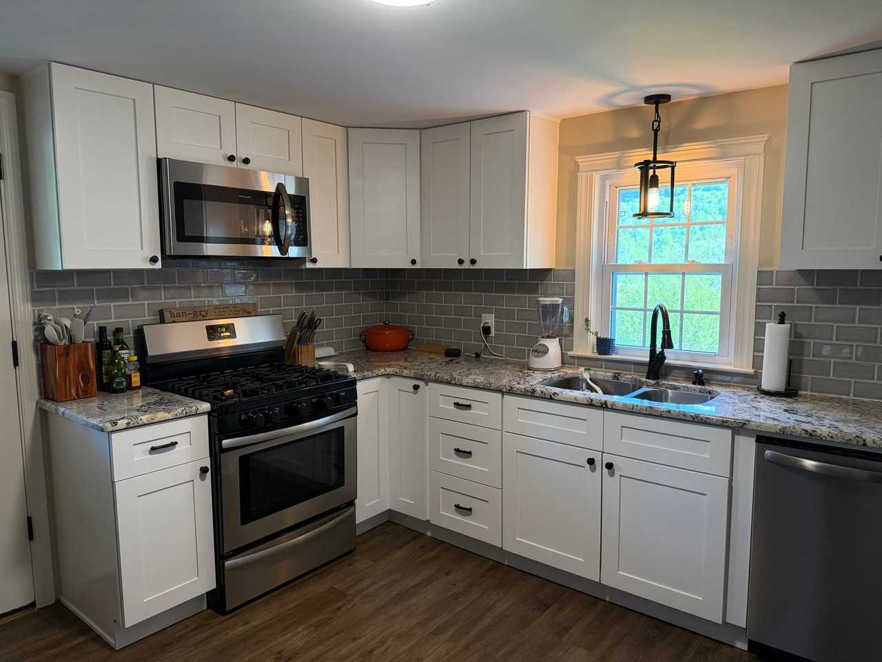 33 Church Rd - Photo 2 of 17