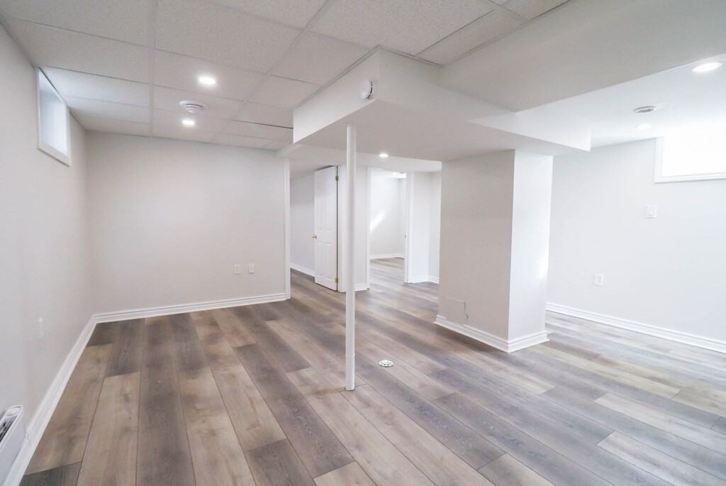 161 Louth St - Photo 5 of 17