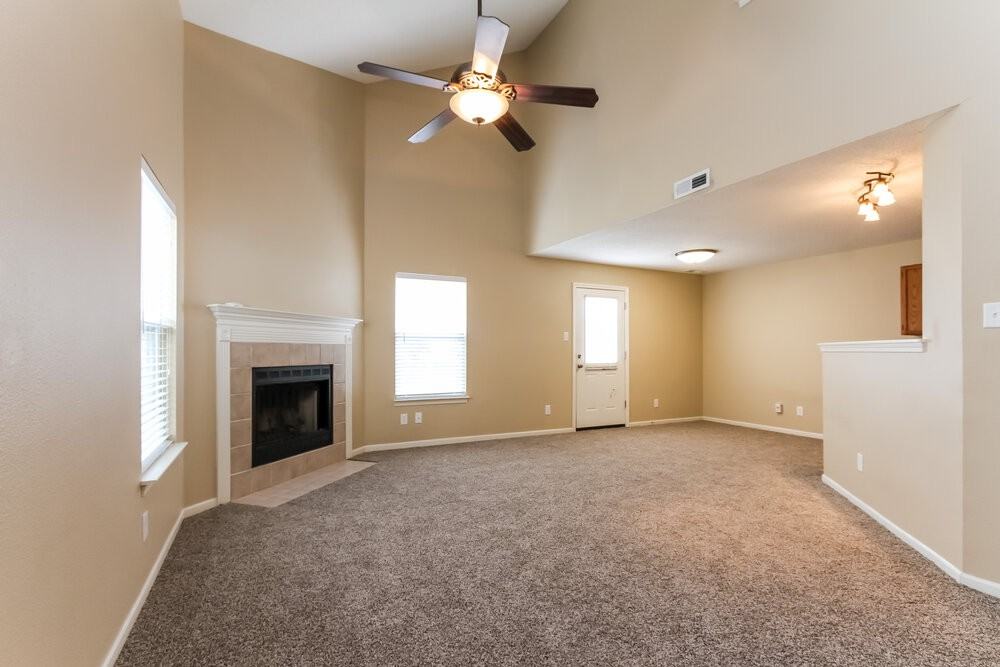 1178 Kenwood Dr - Photo 3 of 14