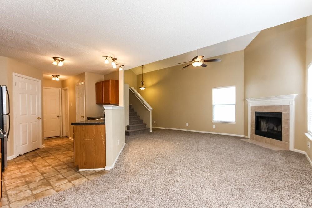 1178 Kenwood Dr - Photo 5 of 14