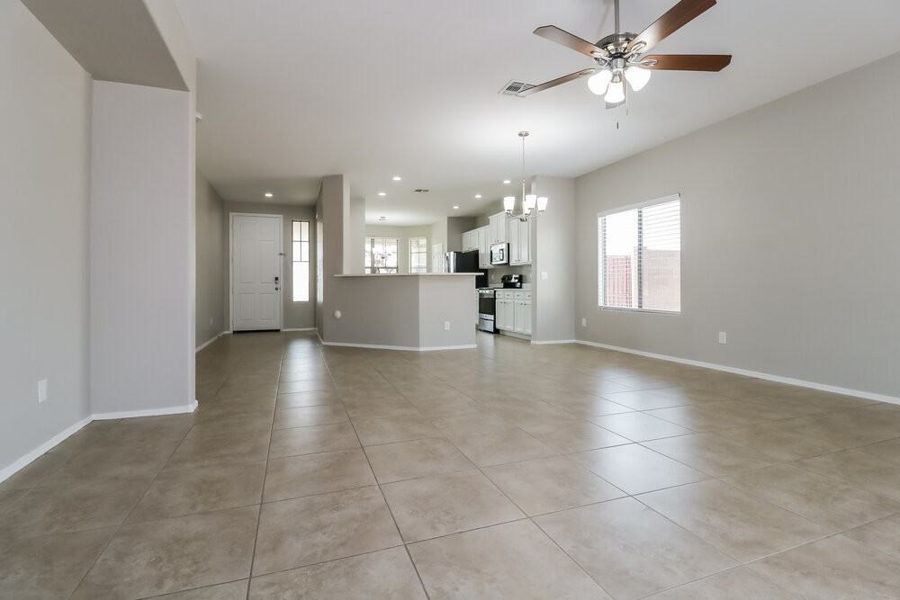 105 N 108th Dr - Photo 6 of 19