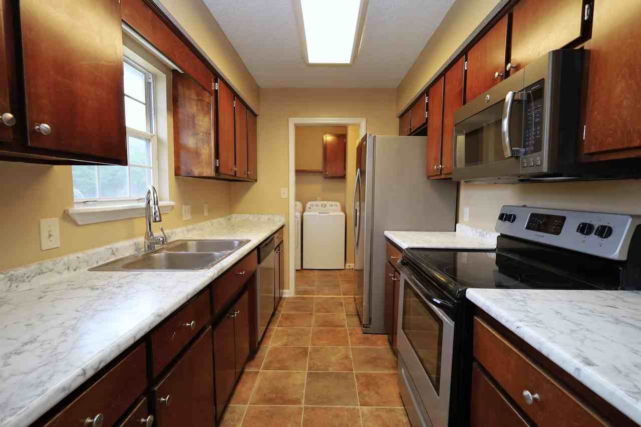 3911 Nicole Ln - Photo 3 of 12