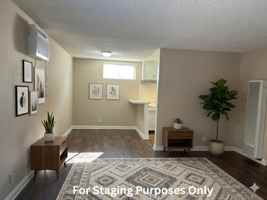 featured image of 3104 Montrose Ave