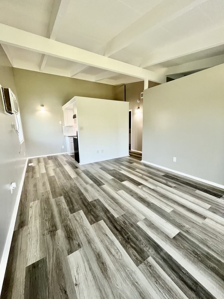 91 Sheldon Rd #91 - Photo 2 of 7