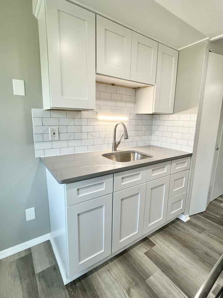 91 Sheldon Rd #91 - Photo 3 of 7