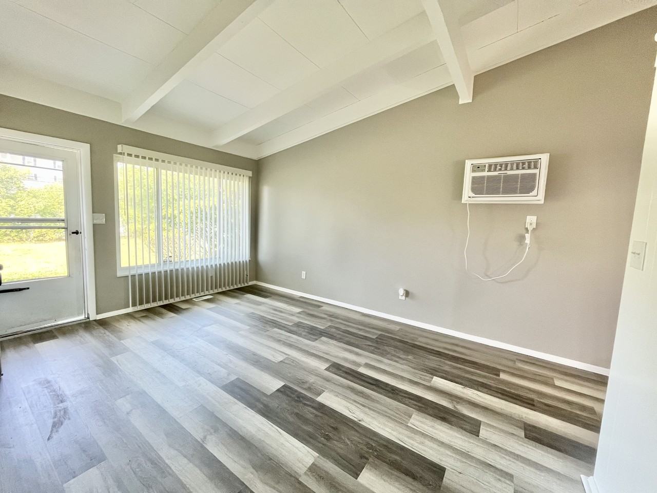 91 Sheldon Rd #91 - Photo 6 of 7