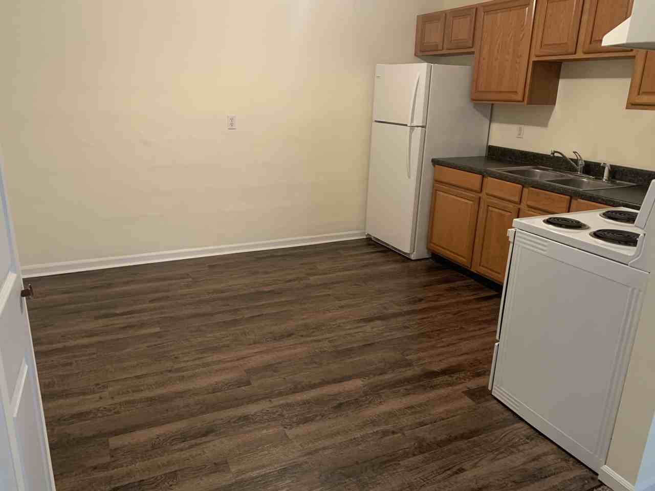 1516 W Pacific St #A - Photo 3 of 3