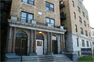 featured image of 645 Summer Ave #4