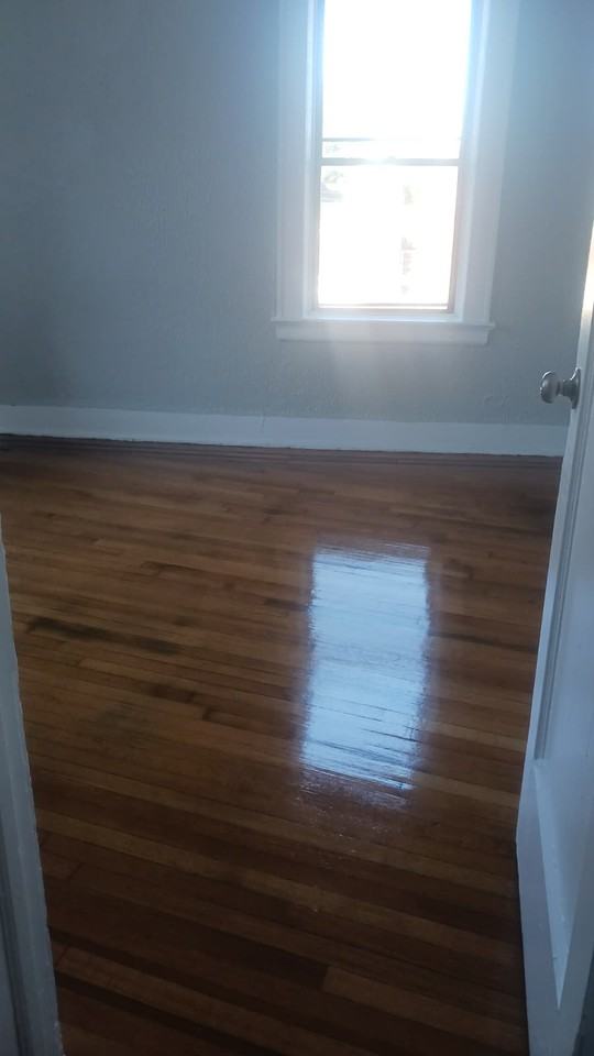 645 Summer Ave #4 - Photo 6 of 22