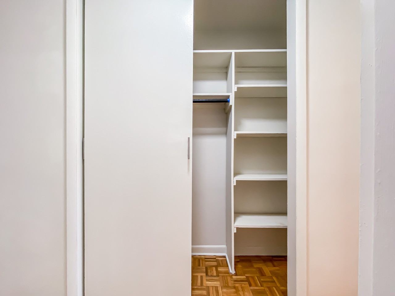 585 Center St #10 - Photo 7 of 10