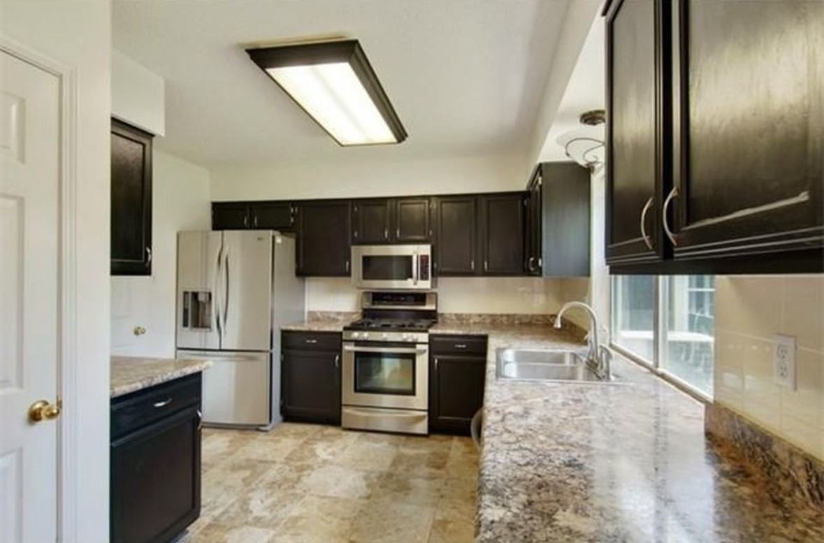 407 Westminster Dr #NA - Photo 3 of 12