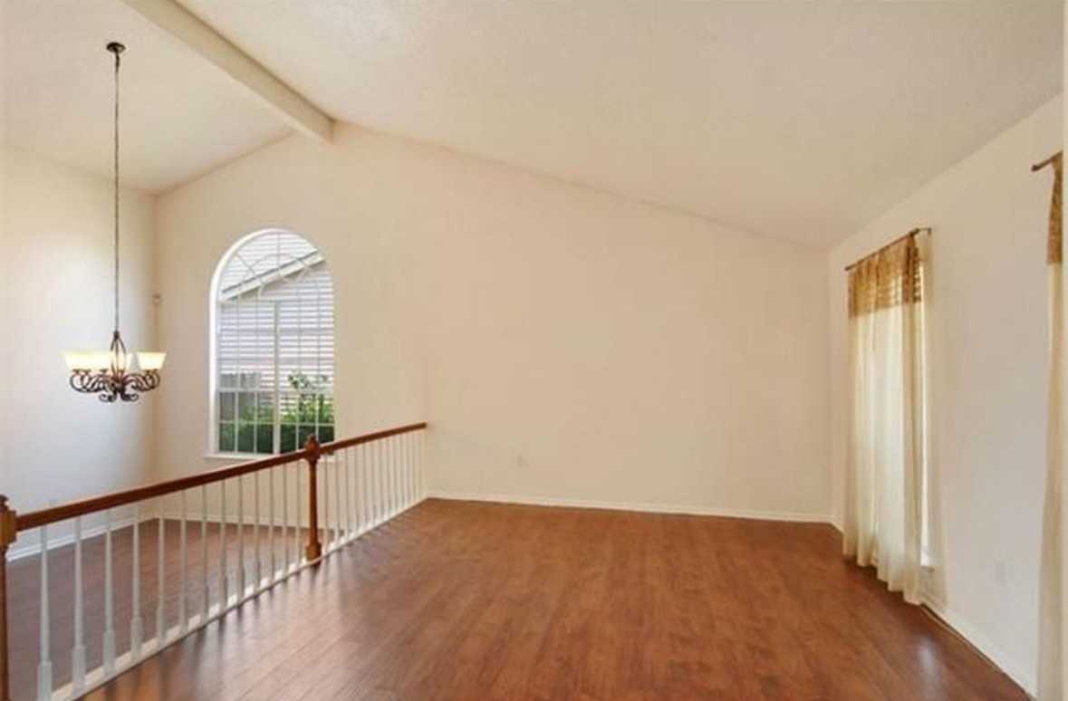 407 Westminster Dr #NA - Photo 4 of 12