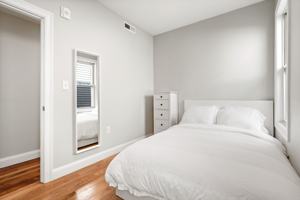 featured image of 821 Saratoga St #4