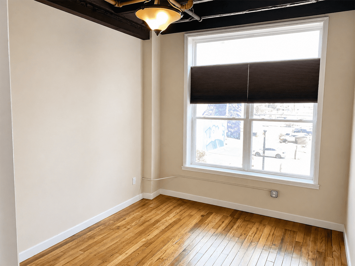 159 W Pearl St #202 - Photo 4 of 8