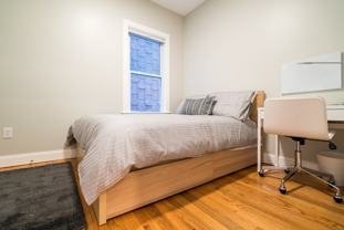 728 E 2nd St #1 - Photo 1 of 1