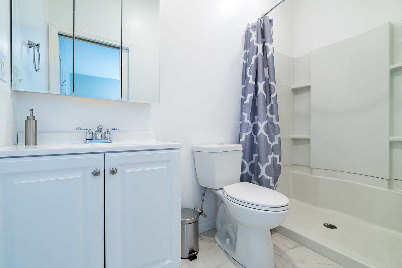 728 E 2nd St #1 - Photo 7 of 15