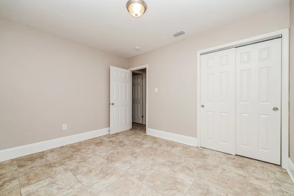 3703 N Clearfield Ave #NA - Photo 7 of 11