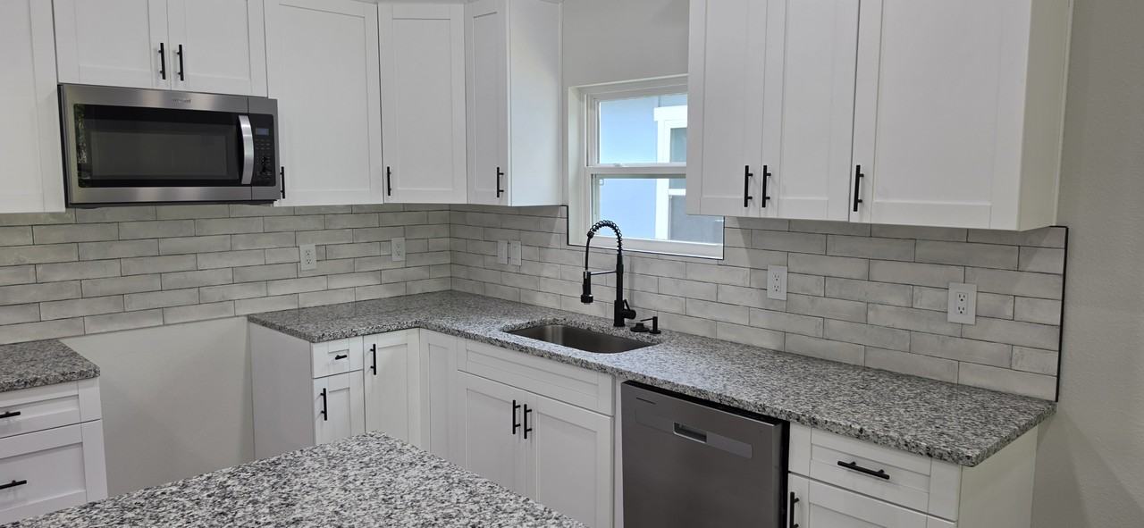 55 Delmonte St #NA - Photo 6 of 36