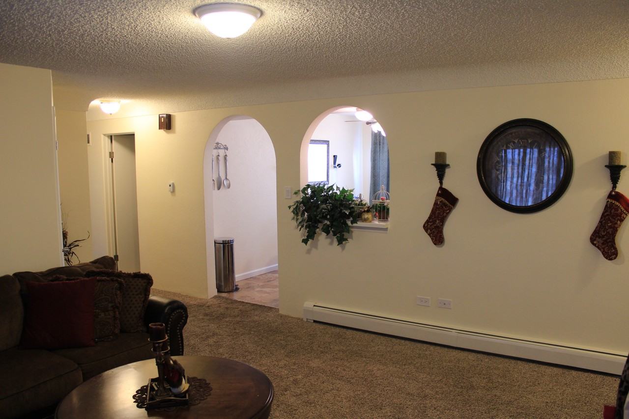 14455 Jefferson Ave #1E - Photo 6 of 17