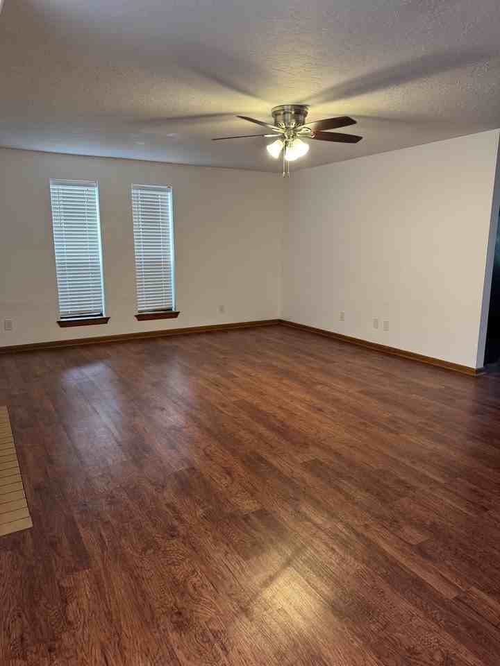 12505 Trail Driver #B - Photo 2 of 8