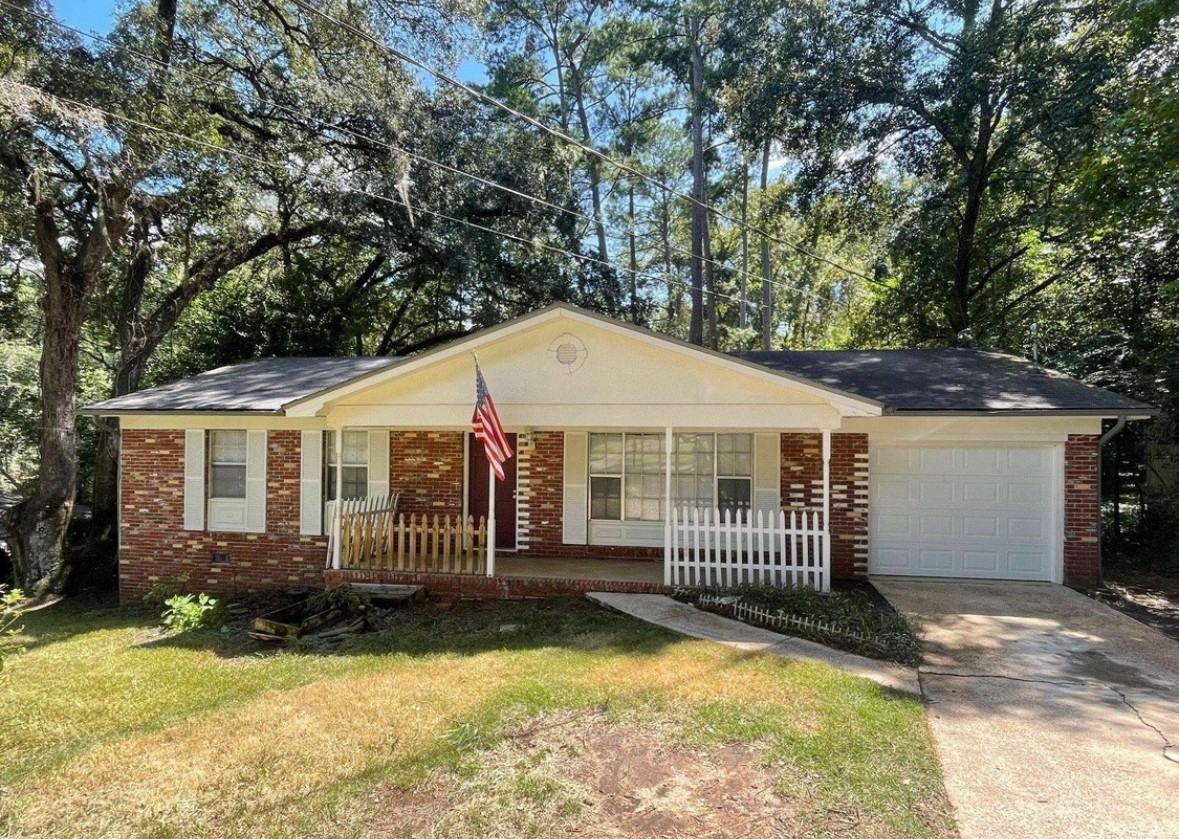 2413 Mayfair Rd