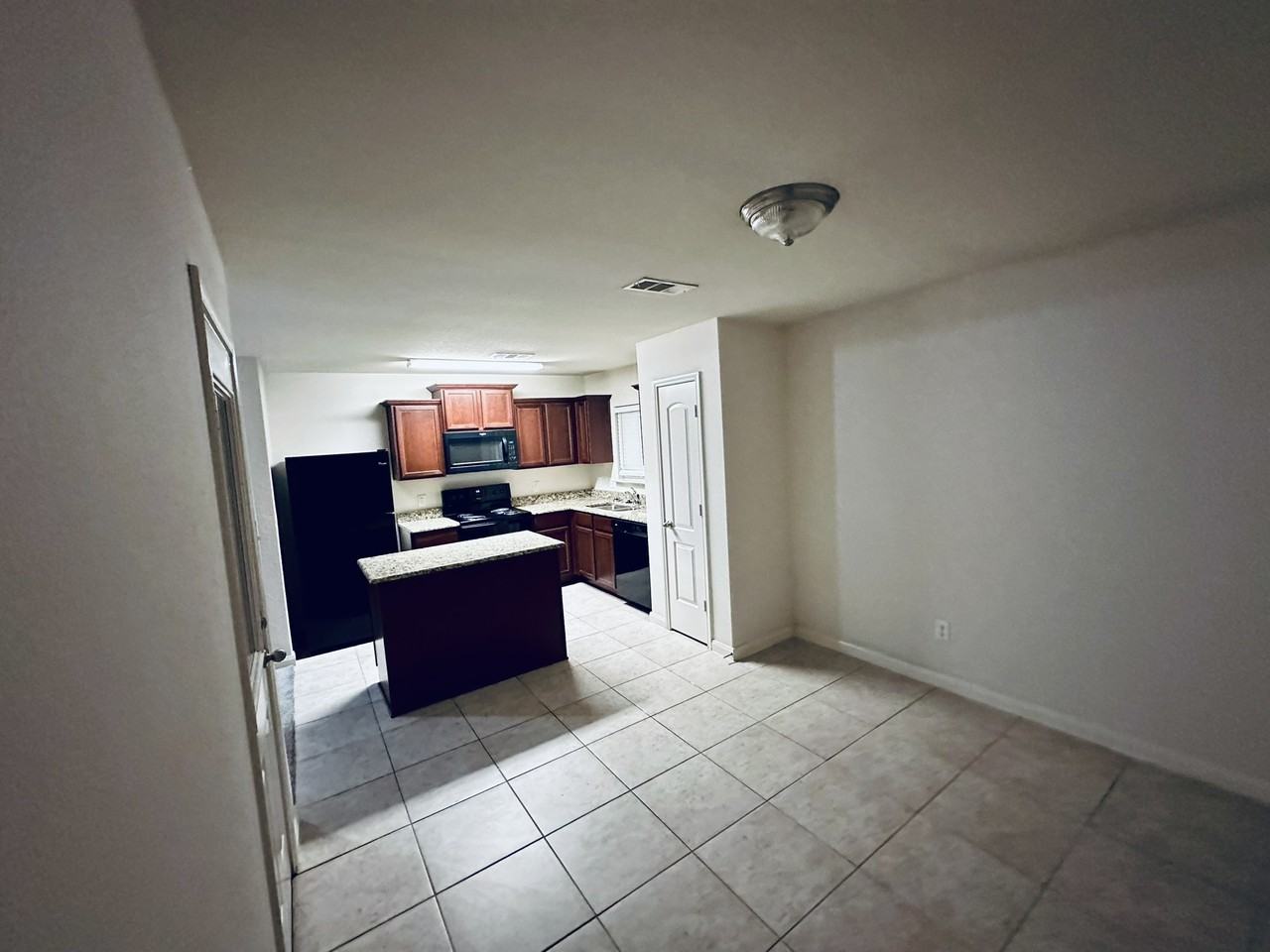 1611 White Mountain Way #NA - Photo 7 of 16