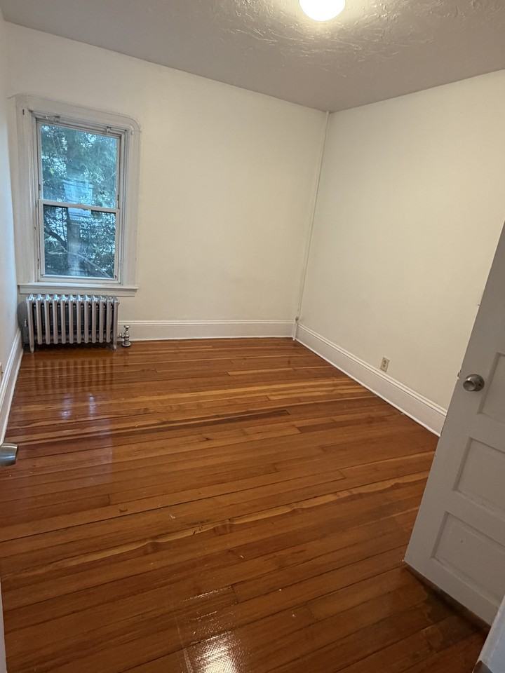 105 Arnold St #1 - Photo 5 of 7