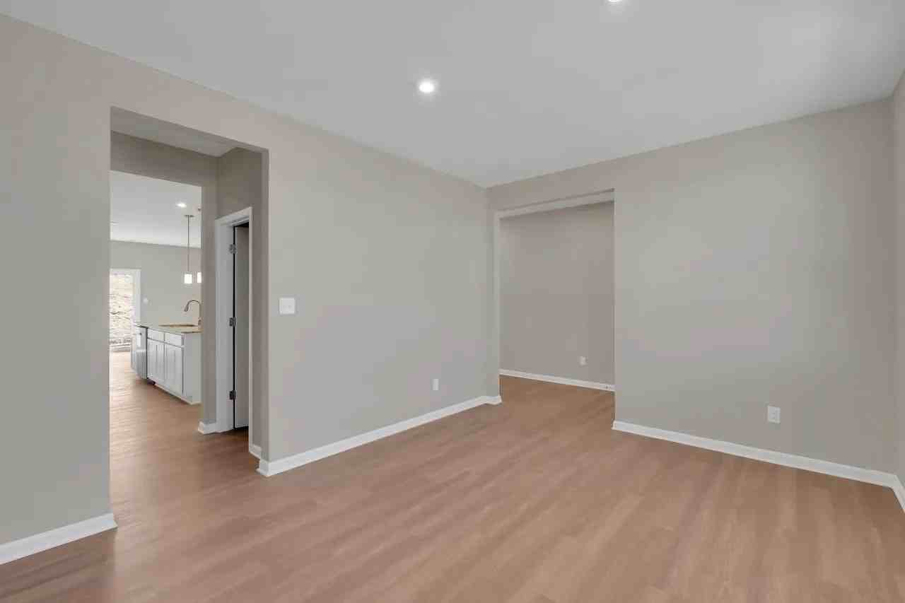 3004 Cherry Glen Dr #NA - Photo 4 of 30