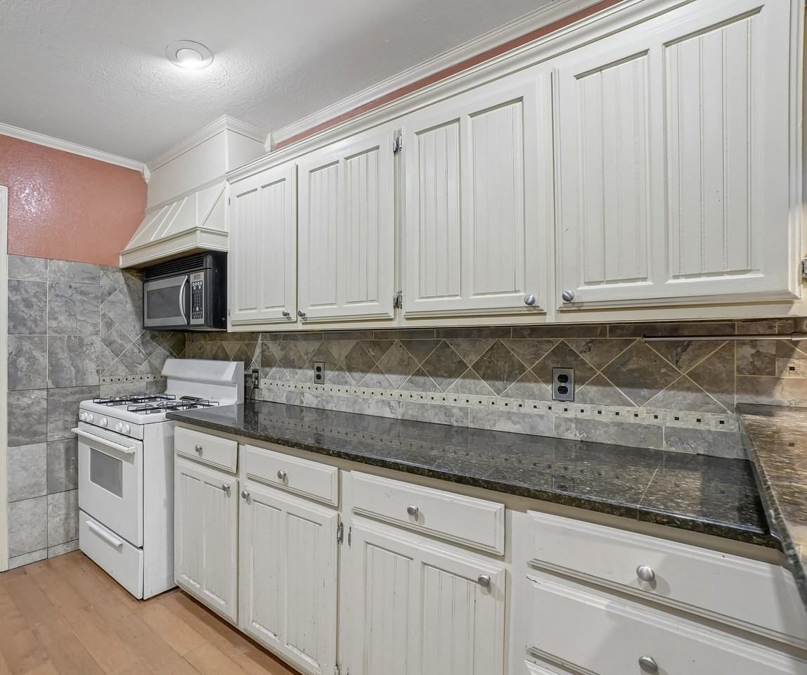 4520 Wyoming St #NA - Photo 6 of 15