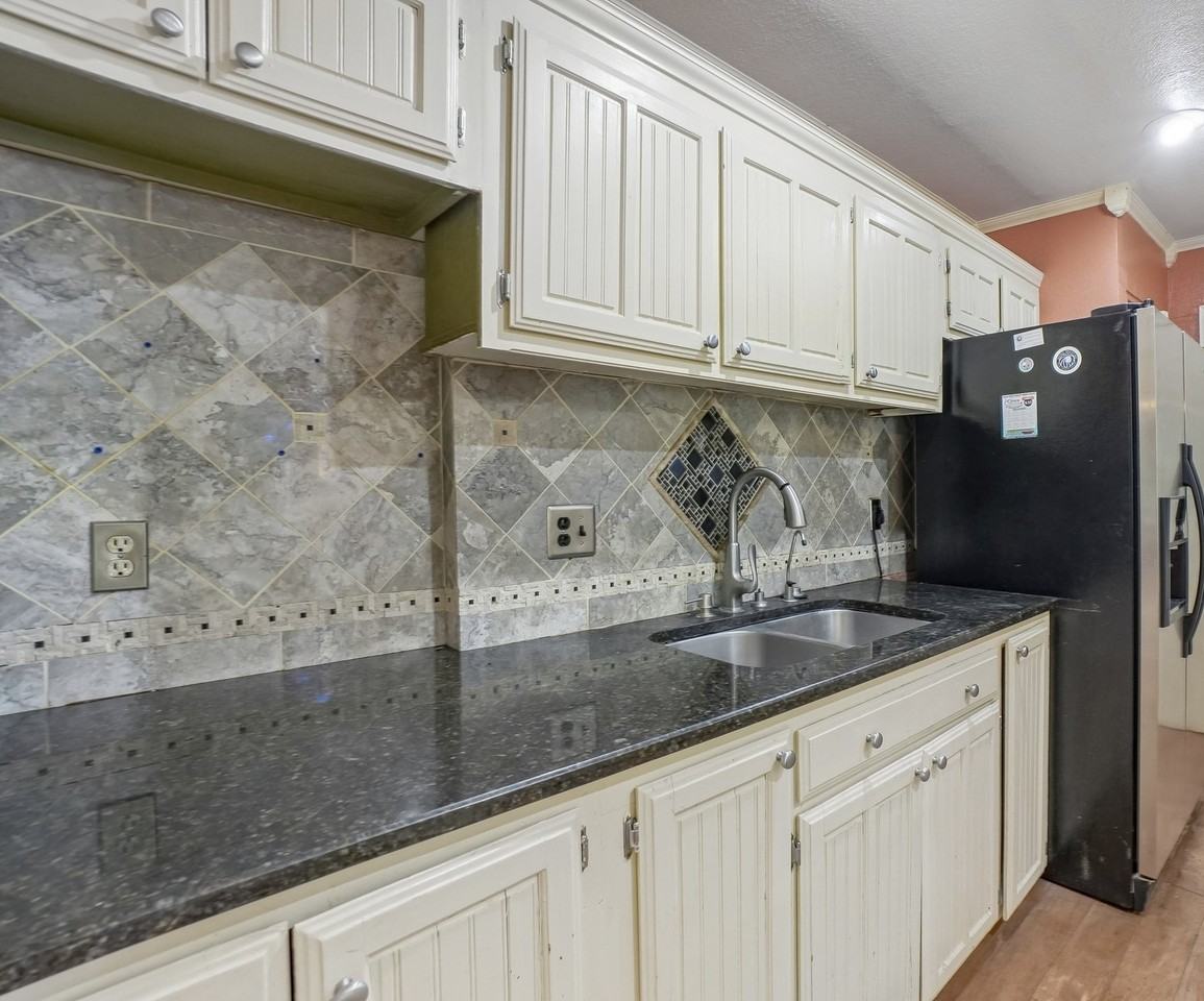 4520 Wyoming St #NA - Photo 7 of 15